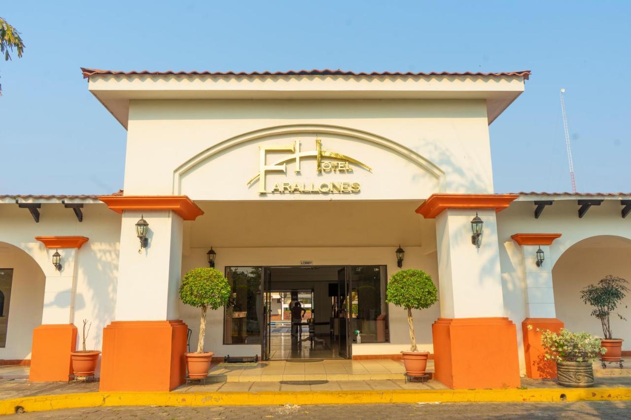 Farallones Hotel Chinandega Exterior photo