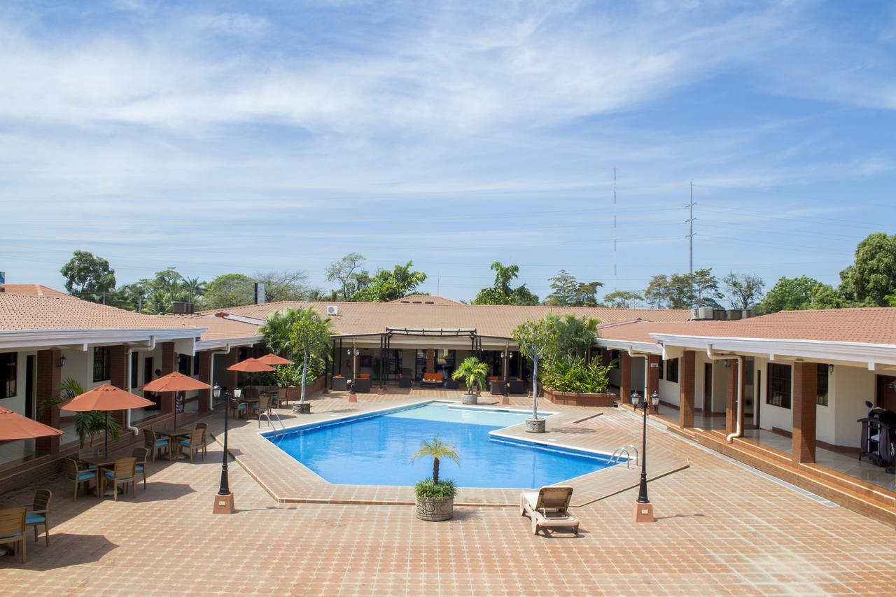 Farallones Hotel Chinandega Exterior photo