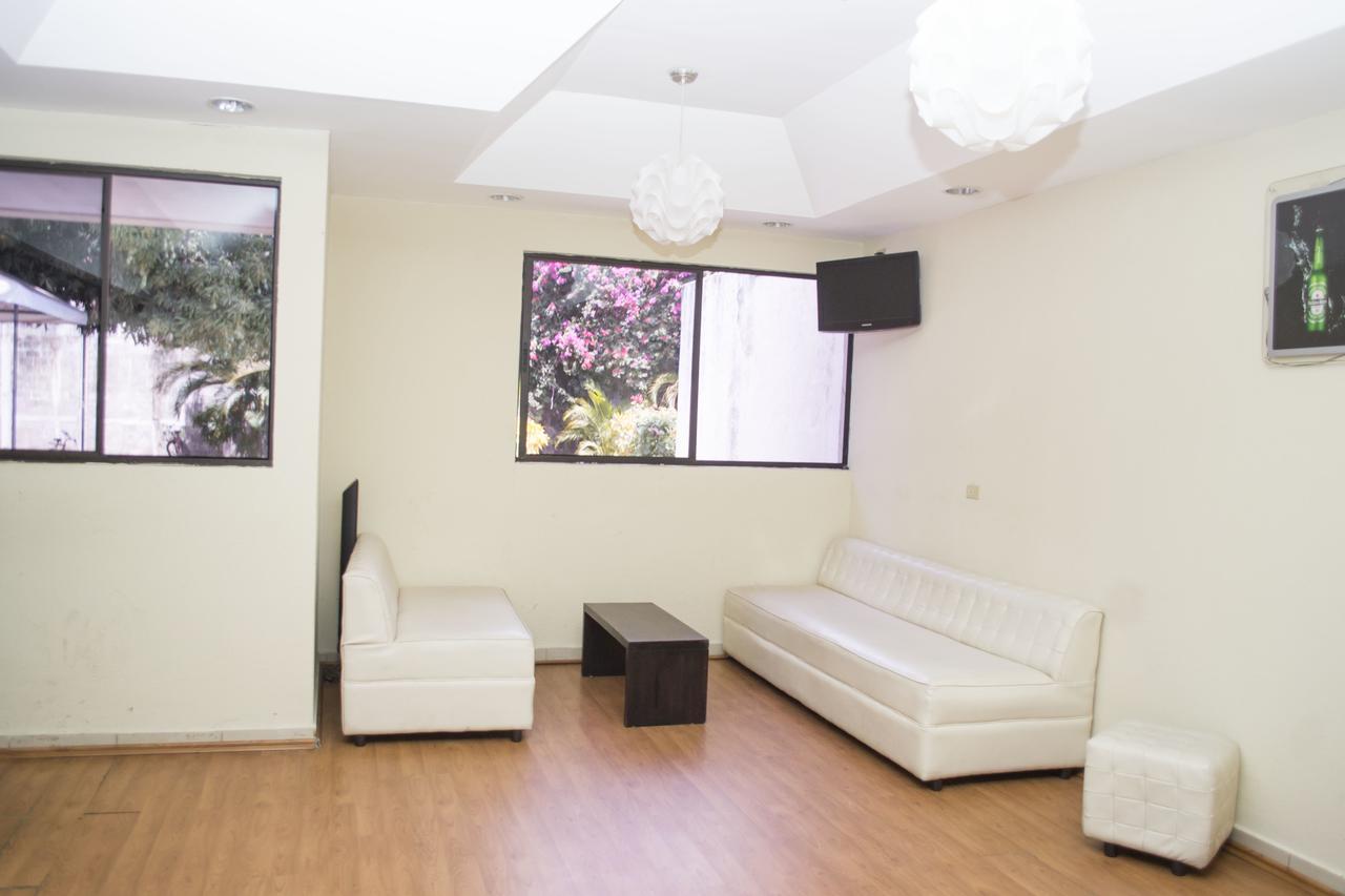 Farallones Hotel Chinandega Exterior photo
